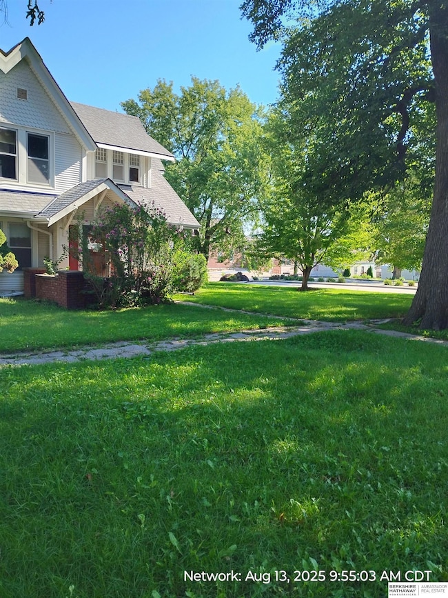 1202 13th St, Auburn, NE 68305 - photo 3