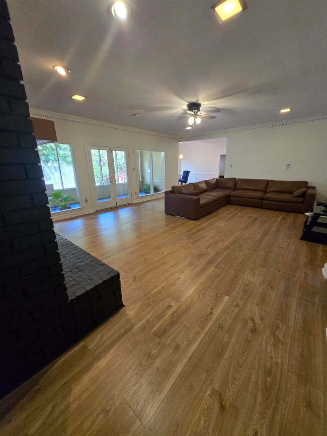 8718 Shadowbrook Cove, Germantown, TN 38139 - photo 5