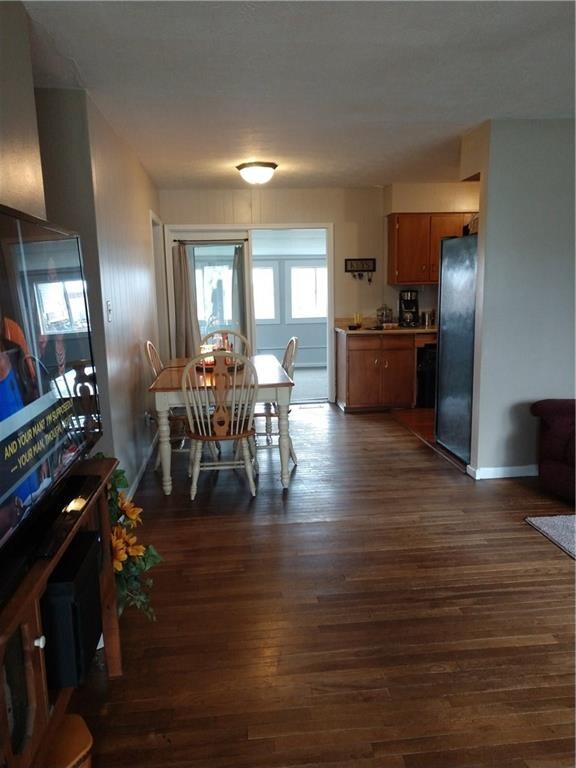 3435 Elizabeth St, Columbus, IN 47203 - photo 5