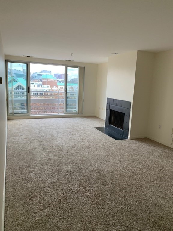 Thomas Graves Landing unit 705, Cambridge, MA 02141 - photo 4