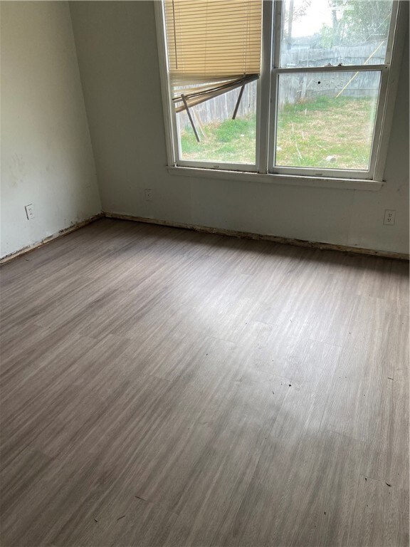 1532 Lazy Ln unit 1534, Corpus Christi, TX 78415 - photo 4