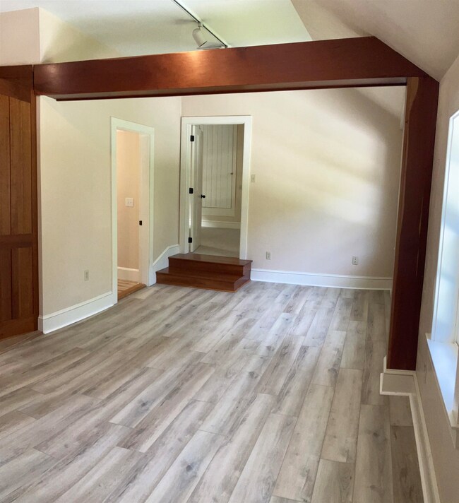 13 Union St unit 2, Walpole, NH 03608 - photo 3