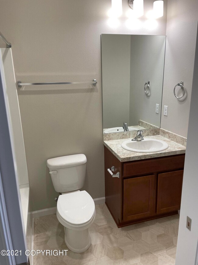 104 Willow View Cir unit 104, Anchorage, AK 99504 - photo 7