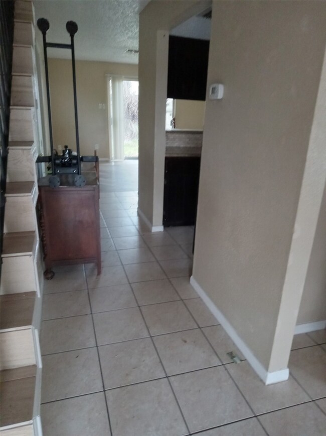 2342 Lemonwood Ln, Houston, TX 77038 - photo 4