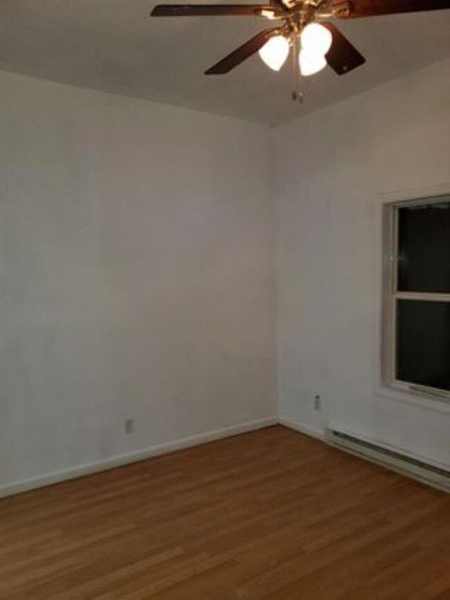 428 S Proud St unit Muncie, Muncie, IN 47305 - photo 5