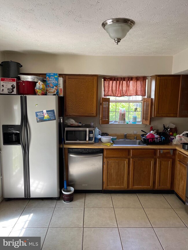 6509 Alopex Ct, Waldorf, MD 20603 - photo 4