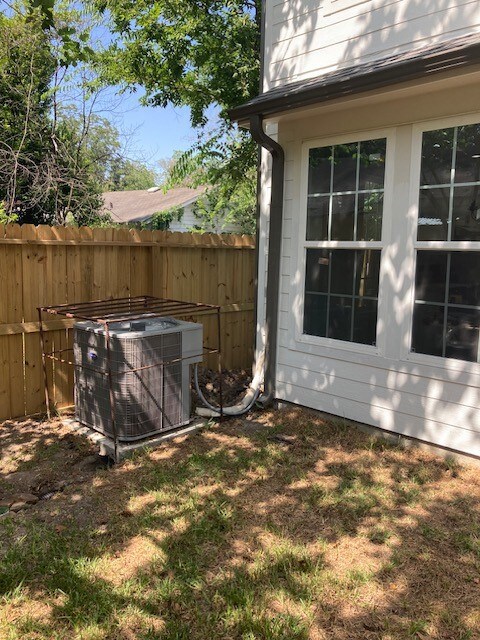 7415 Knox St, Houston, TX 77088 - photo 4