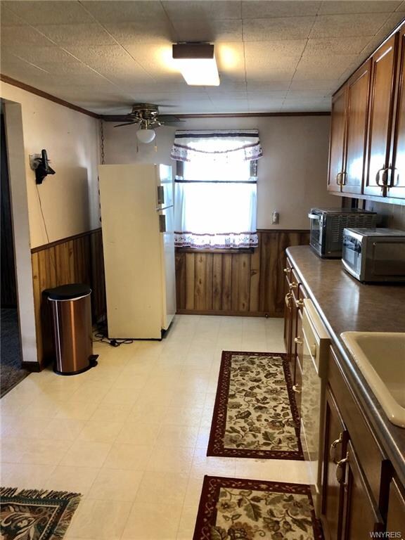 494 Esther St, North Tonawanda, NY 14120 - photo 5