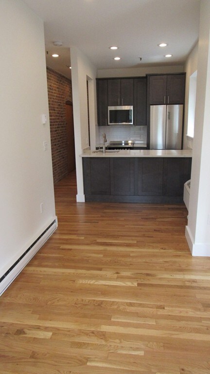 351 North St unit 7, Boston, MA 02113 - photo 2