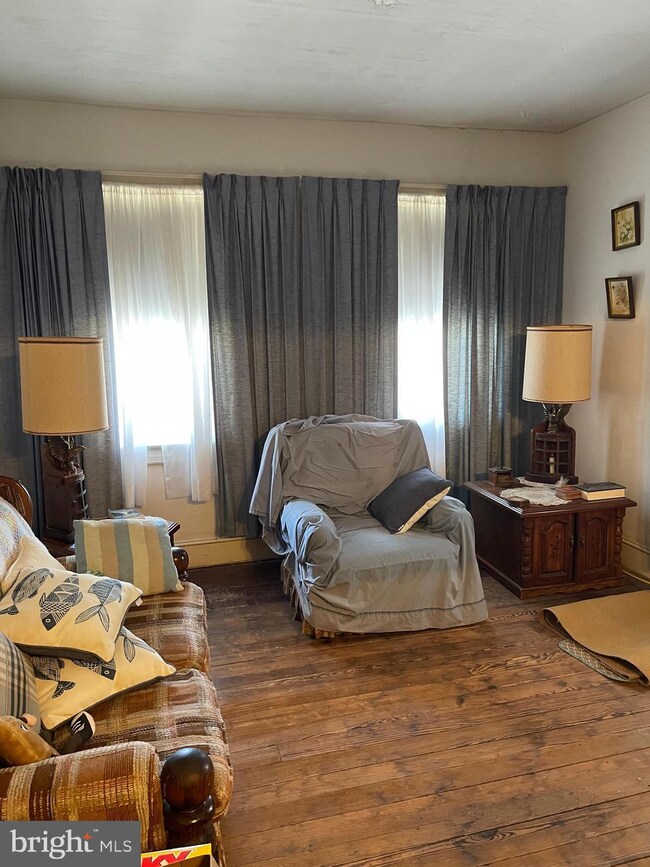 309 Delaware Ave, Riverside, NJ 08075 - photo 2