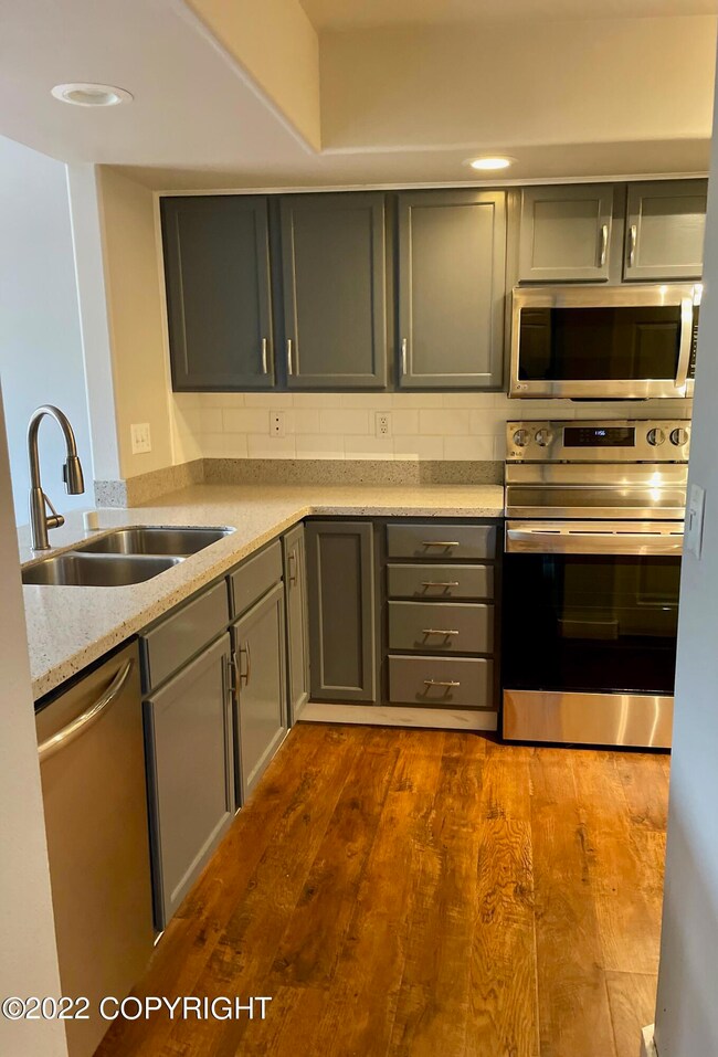 Kitchen Sink, Dishwasher
