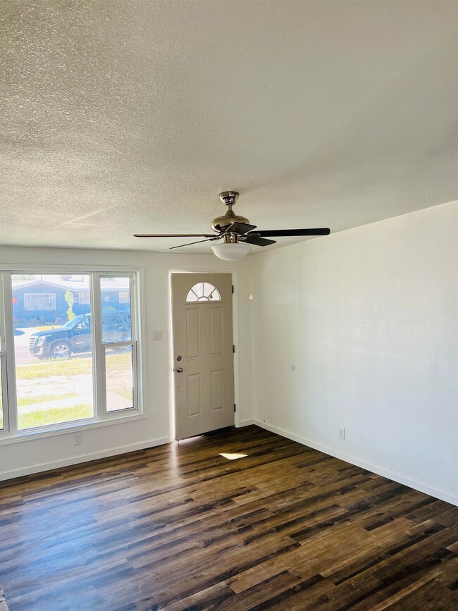 608 Boyce Ave, Alamogordo, NM 88310 - photo 5