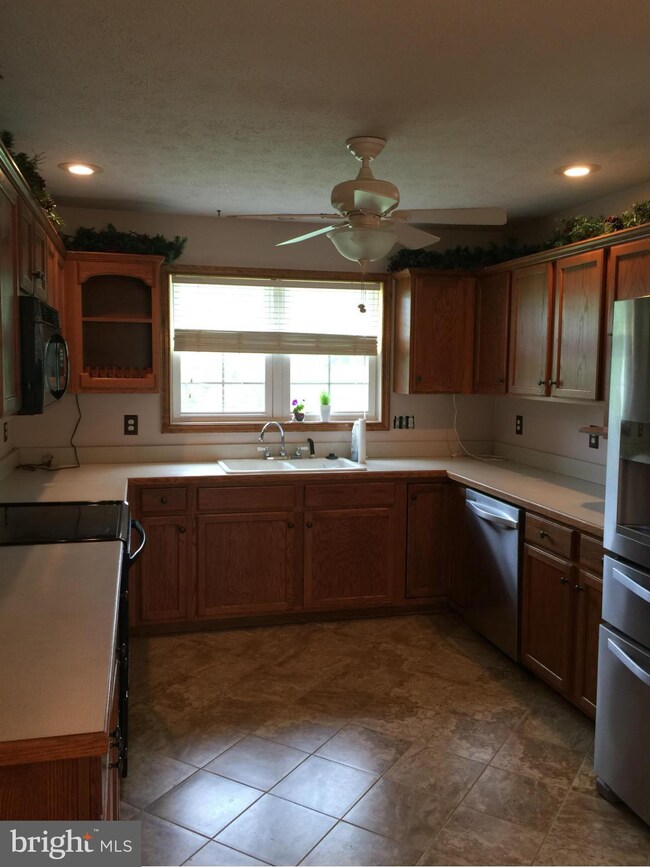 3170 Dellinger Acres, Edinburg, VA 22824 - photo 3