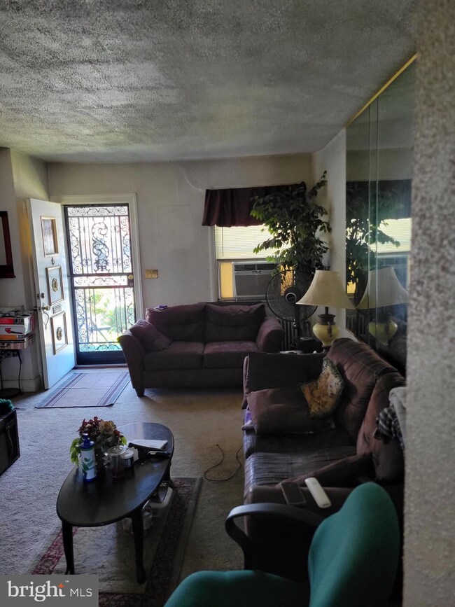 4003 Colborne Rd, Baltimore, MD 21229 - photo 2