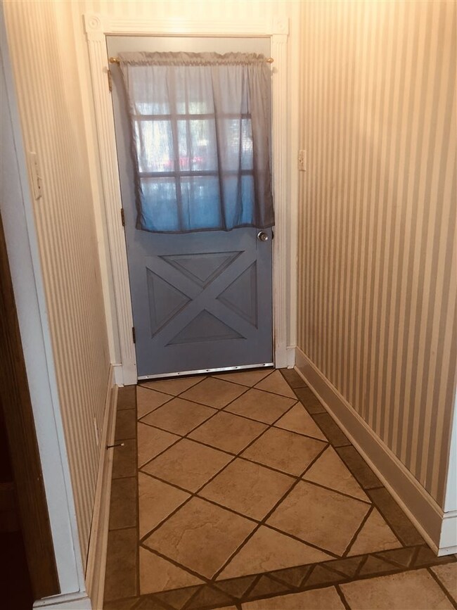 2811 Pecan Dr, Alamogordo, NM 88310 - photo 2