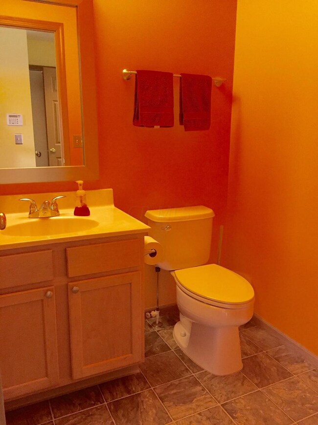 5292 WR-half bath