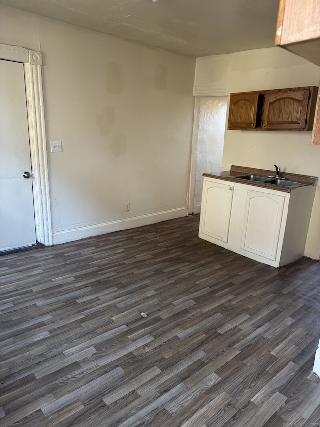 183 Brook St unit 185, Hartford, CT 06120 - photo 6