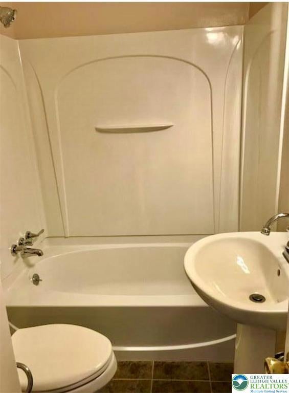 121 E Union St, Whitehall, PA 18052 - photo 6