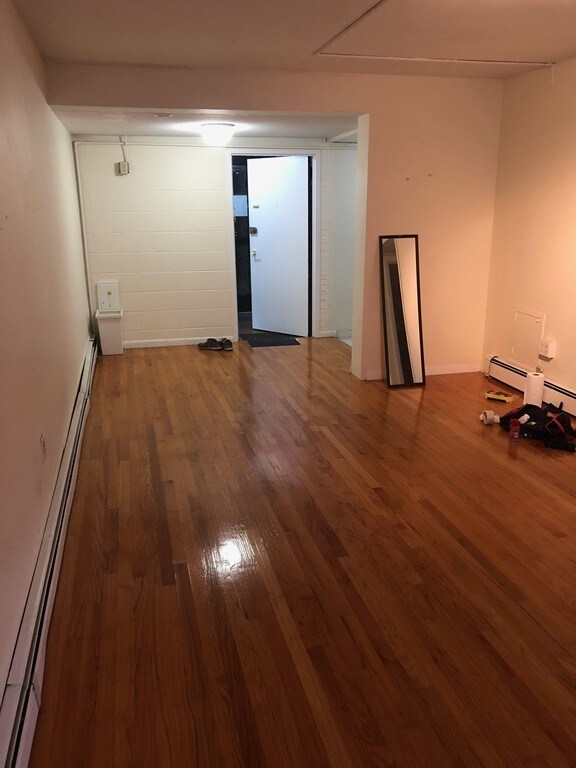 77 Trowbridge St unit 11, Cambridge, MA 02138 - photo 2