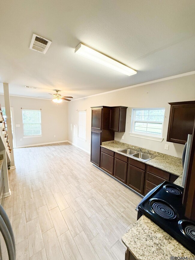 5284 Peerless St, Baton Rouge, LA 70811 - photo 7