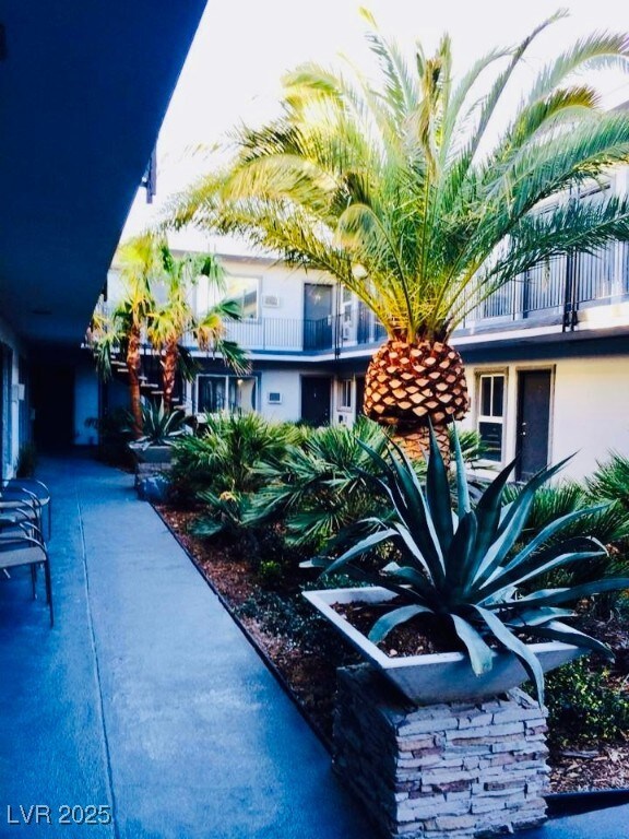 1520 S Casino Center Blvd unit 3, 21, 41, Las Vegas, NV 89104 - photo 3