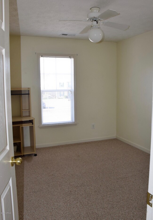 1106 Tomlinson Blvd_Bed_2