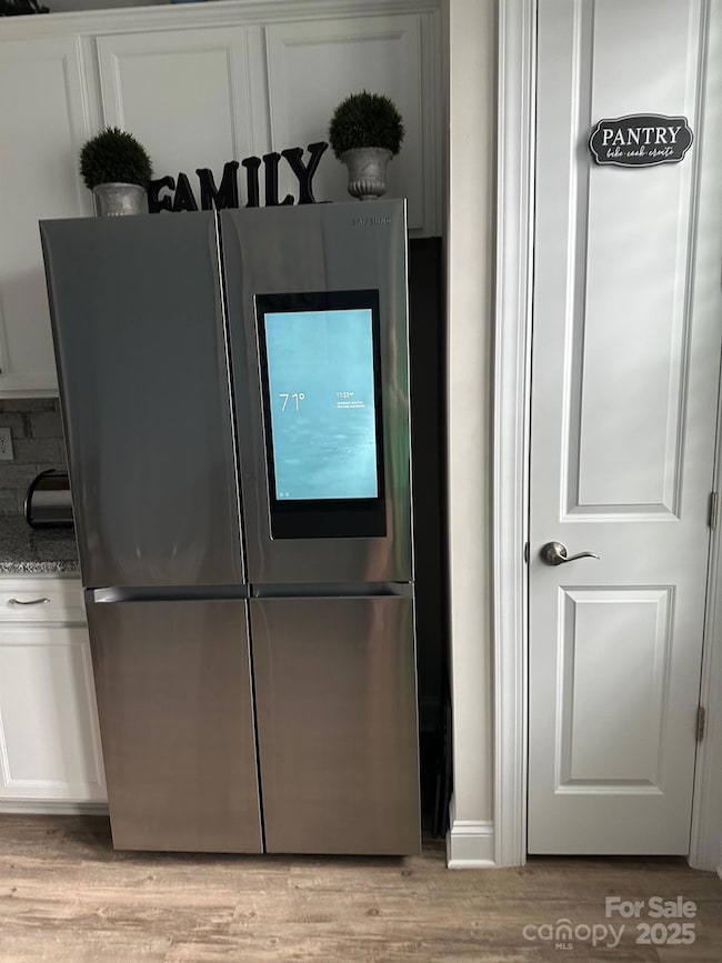 12417 Old Iron Ln, Charlotte, NC 28215 - photo 7