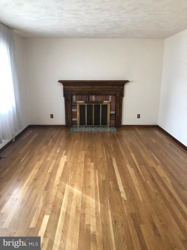 2609 Longfellow Dr, Wilmington, DE 19808 - photo 3