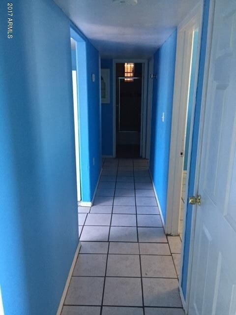6023 S 19th Pl - Hallway