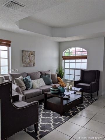 unlisted-address, Doral, FL 33178 - photo 5