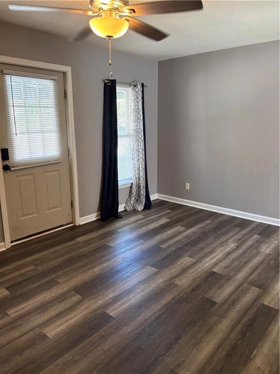 421 W 6th St, Baxter Springs, KS 66713 - photo 4