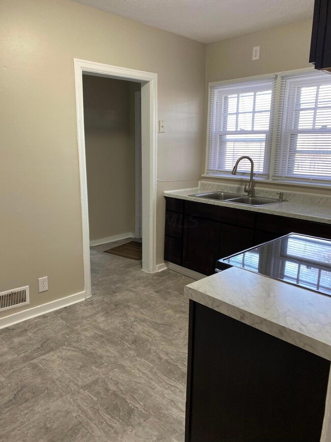 A0DD89F3-0715-440D-B45A-941A3FEAC5CE