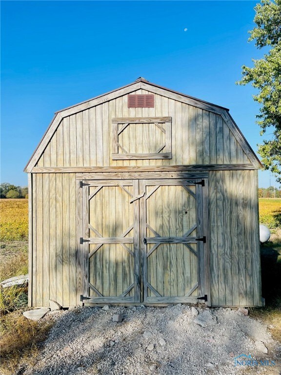 Shed included