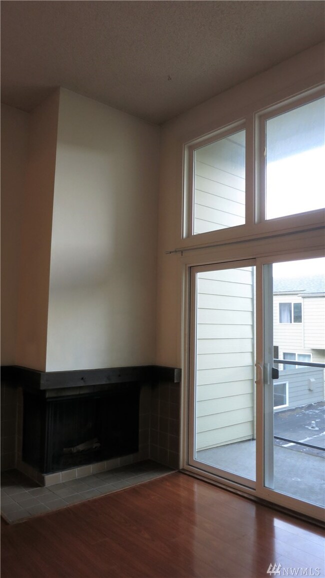 2939 76th Ave SE unit 42B, Mercer Island, WA 98040 - photo 2