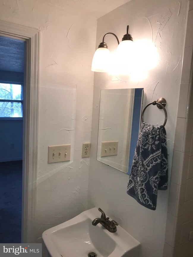 22544 Chancellors Run Rd, Great Mills, MD 20634 - photo 3