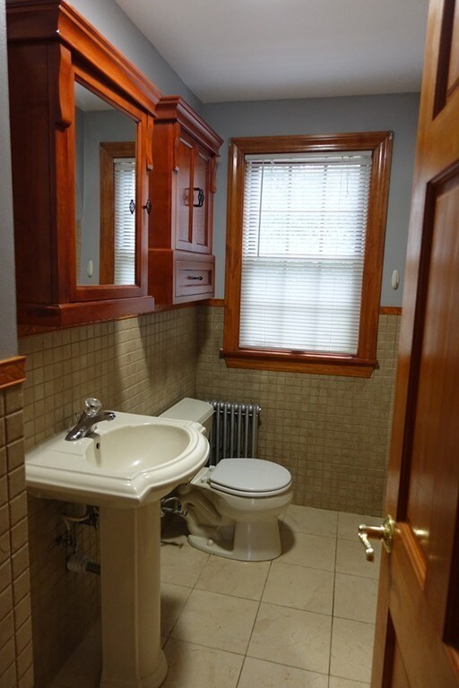 29 Marlboro St, Lawrence, MA 01843 - photo 6