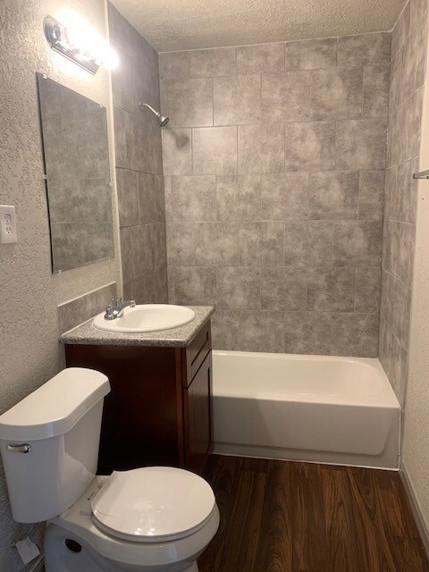 11205 Bentley St, Houston, TX 77093 - photo 6