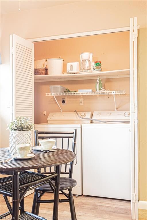Full laundry off kitchen area