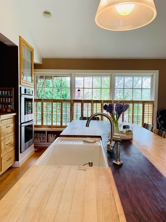 382 Middle St, Amherst, MA 01002 - photo 4