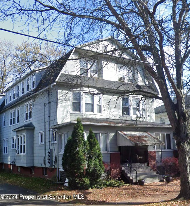 40 Pierce St unit 5, Kingston, PA 18704 - photo 2