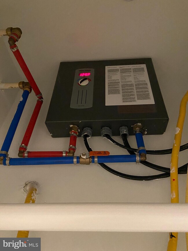 812 4th St NE unit B, Washington, DC 20002 - photo 7