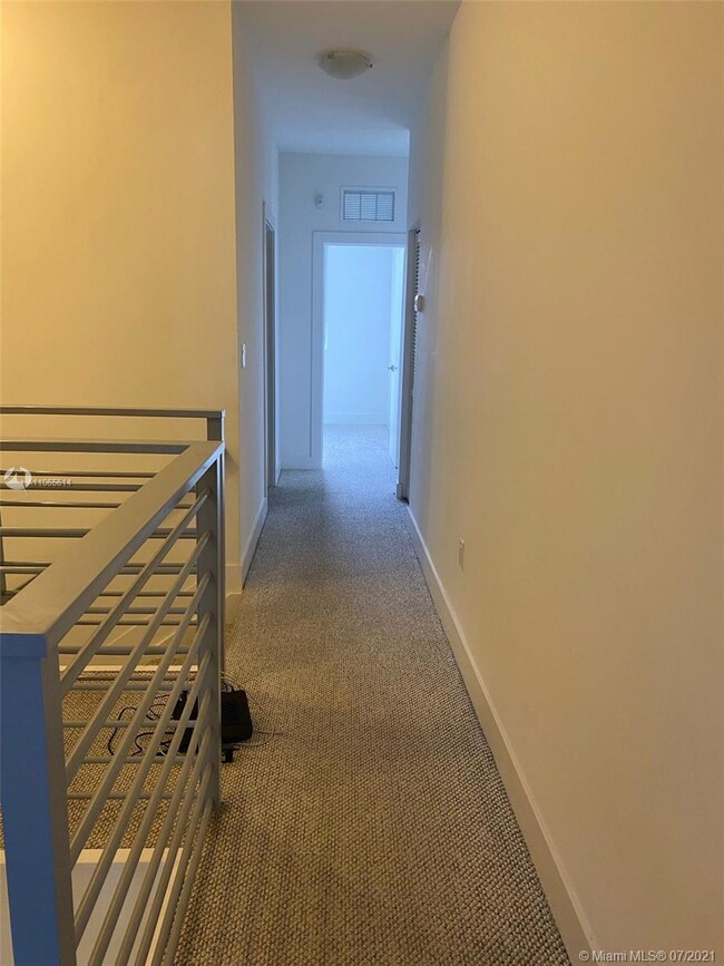 7231 NW 103rd Path, Doral, FL 33178 - photo 5