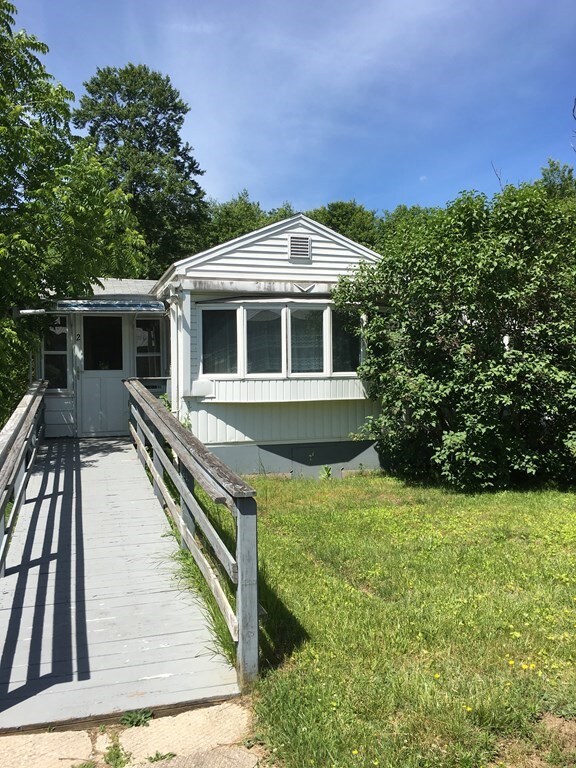 2 Maple Ct, Brimfield, MA 01010 - photo 3