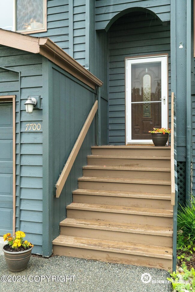 Exterior_15