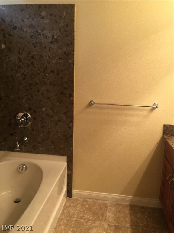 6384 Tamber Bay Rd, Las Vegas, NV 89118 - photo 6