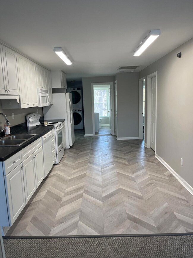 939 Route 6a unit D2, Yarmouth Port, MA 02675 - photo 5