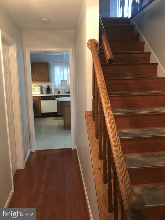 2731 Deer Ridge Dr, Silver Spring, MD 20904 - photo 7