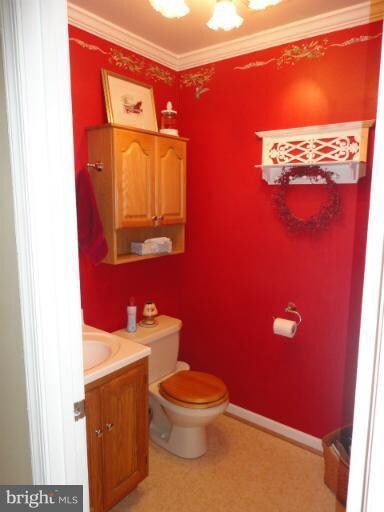 11601 Rivershore Dr, Dunkirk, MD 20754 - photo 2