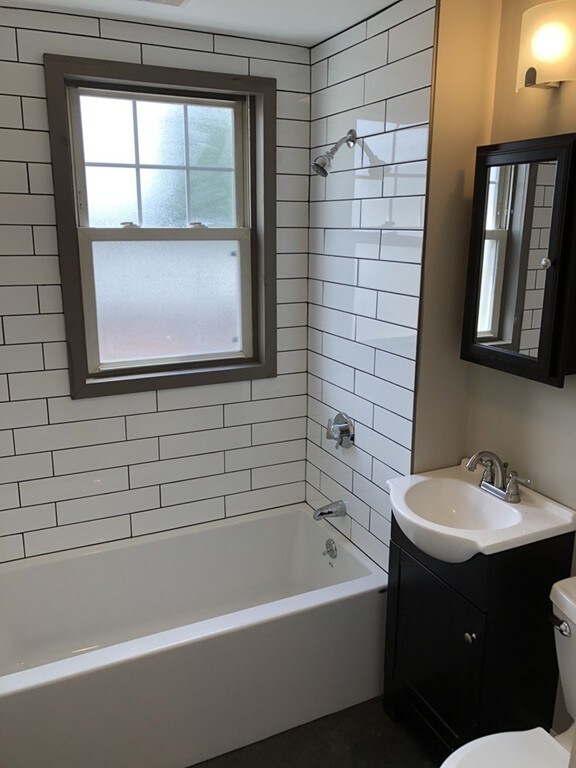 4094 Washington St unit 3L, Boston, MA 02131 - photo 7