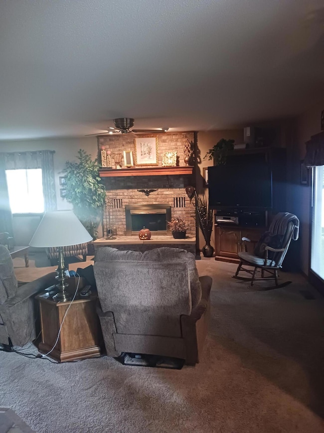 1743 Sherry Lee Dr, Lima, OH 45807 - photo 7